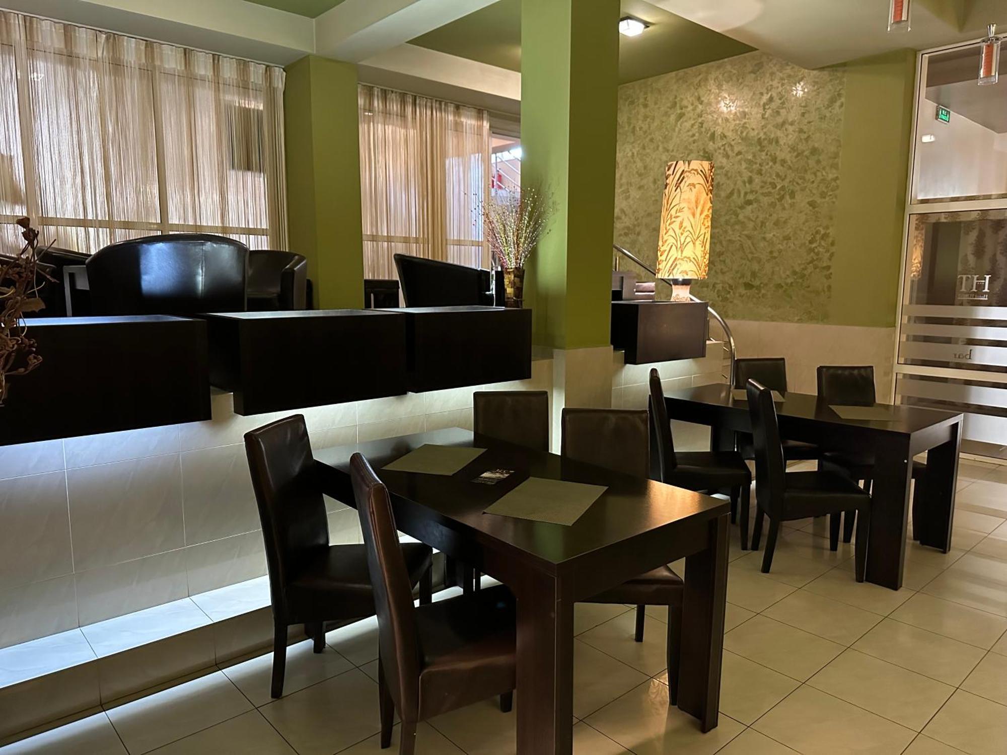 Hotel Turist Fălticeni Zewnętrze zdjęcie