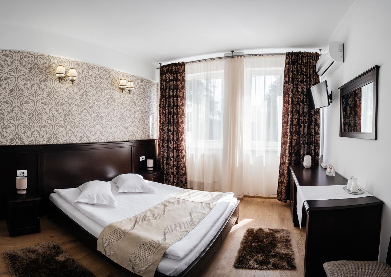 Hotel Turist Fălticeni Zewnętrze zdjęcie