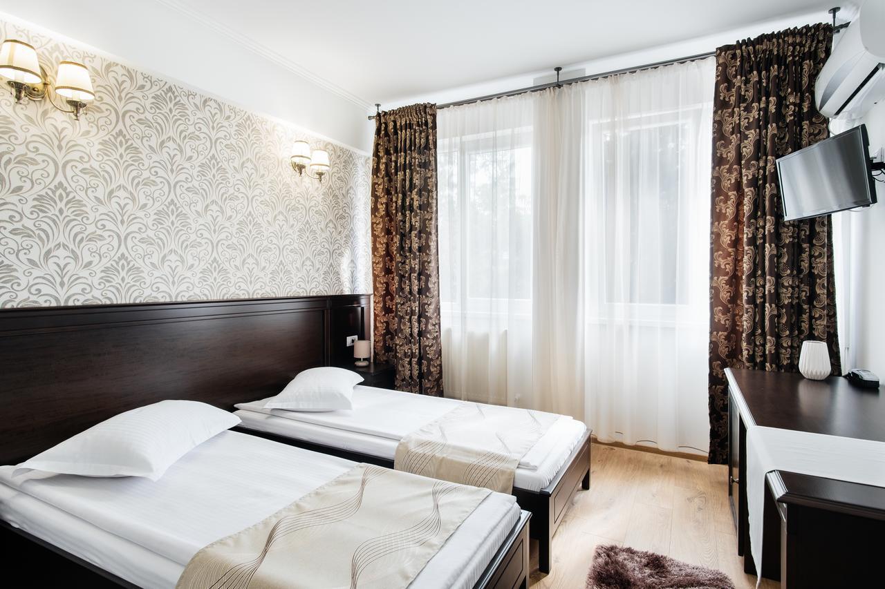 Hotel Turist Fălticeni Zewnętrze zdjęcie