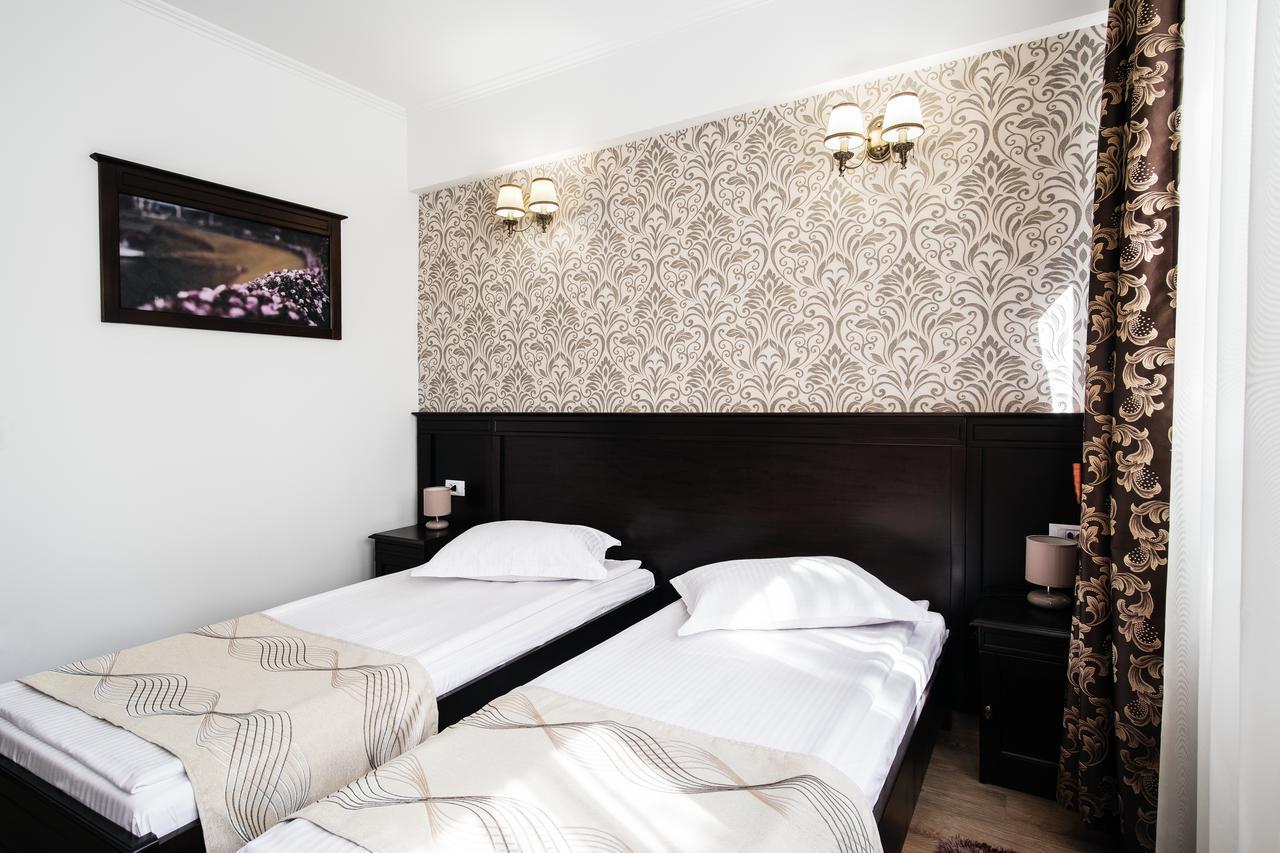 Hotel Turist Fălticeni Zewnętrze zdjęcie
